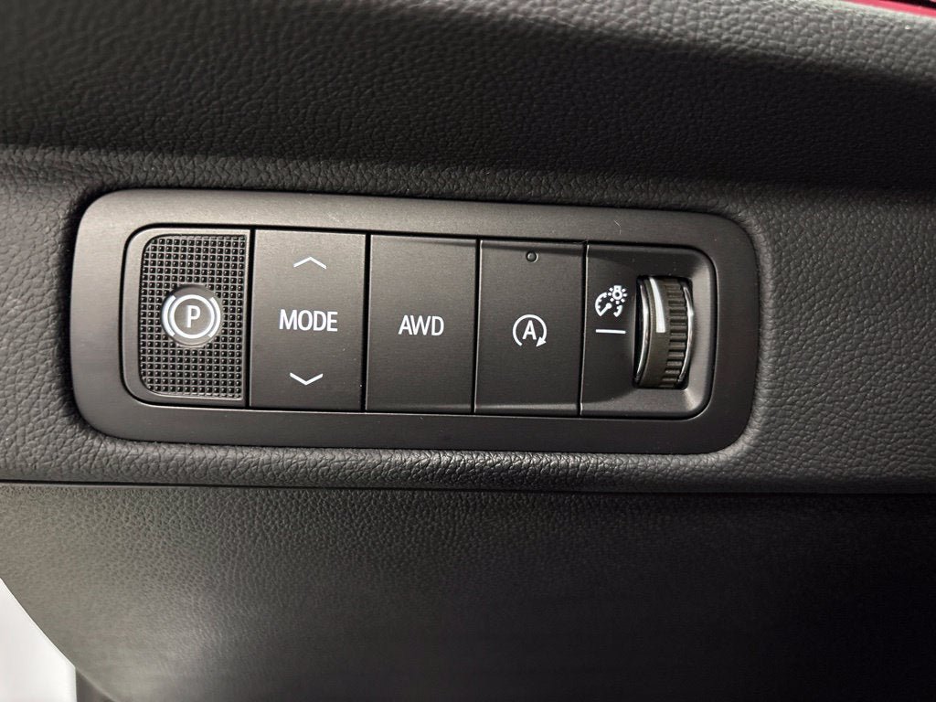 New 2027 Chevrolet Traverse RS w/ LPO, Floor Liner Package AWD/4WD image 25