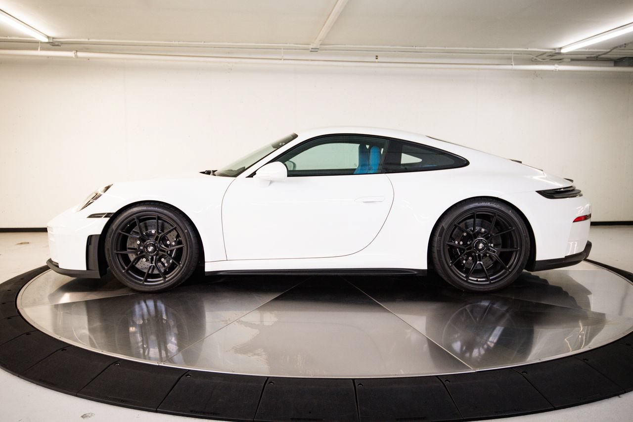 Certified 2026 Porsche 911 GT3 RWD image 2
