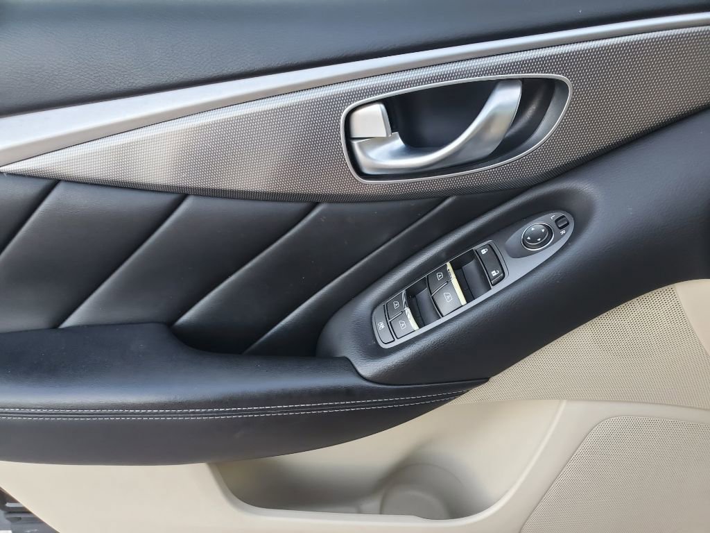 Used 2014 INFINITI Q50 Premium w/ Navigation Package image 14