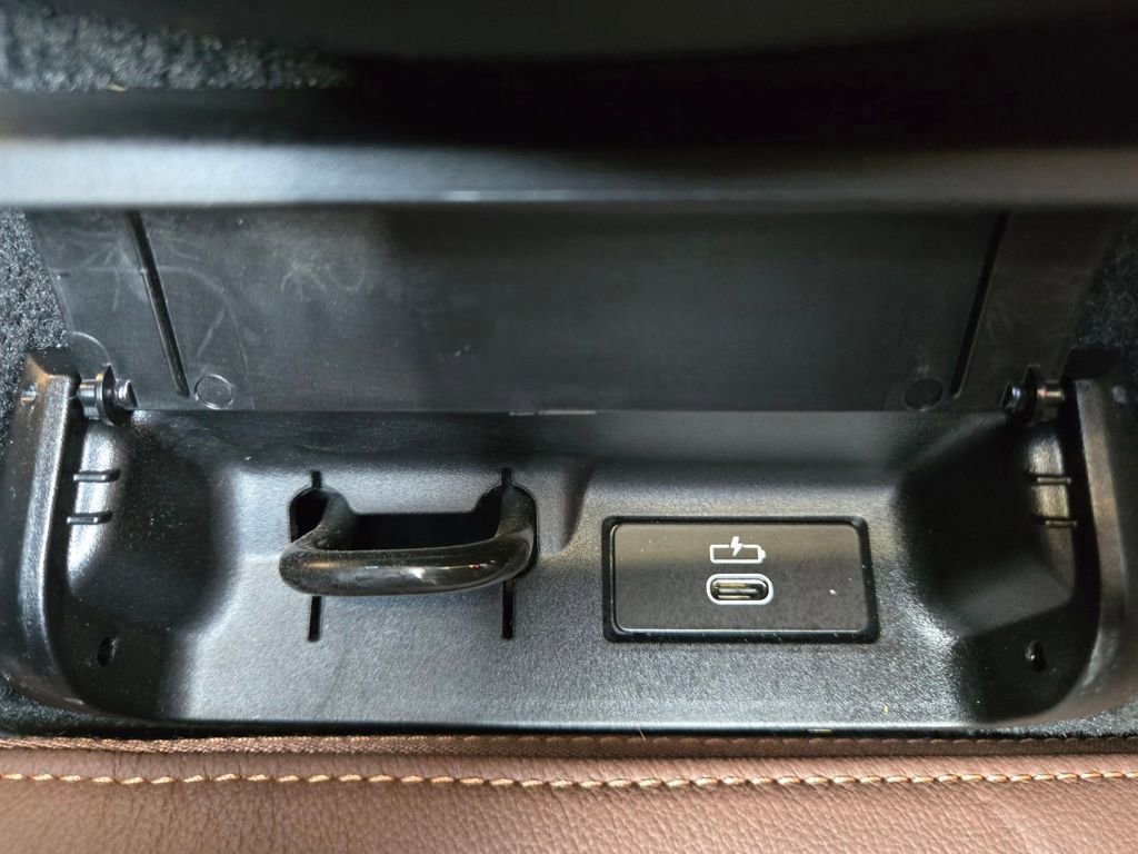 Used 2020 BMW X7 xDrive40i w/ Premium Package image 52