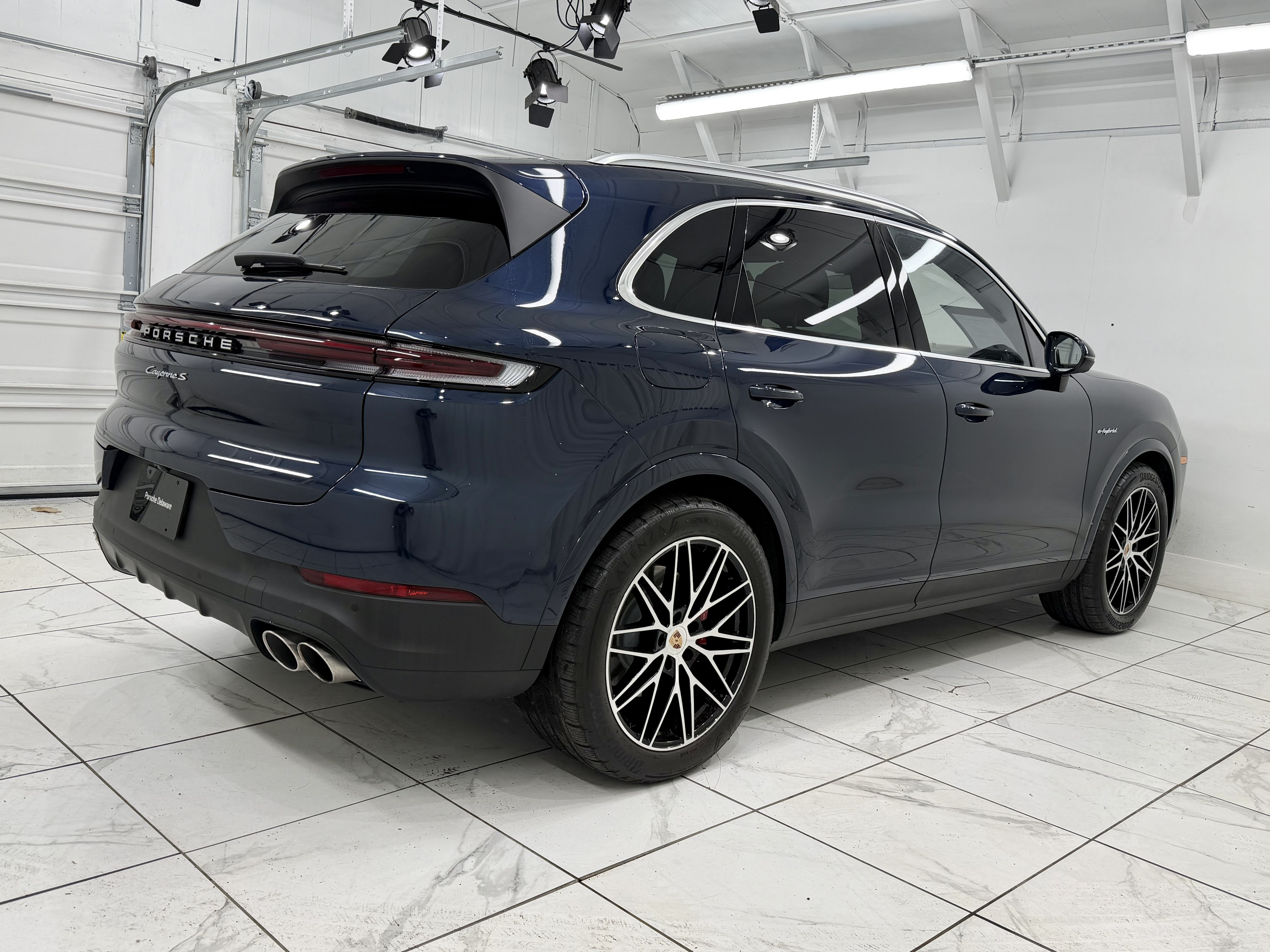 Certified 2026 Porsche Cayenne S AWD/4WD image 11