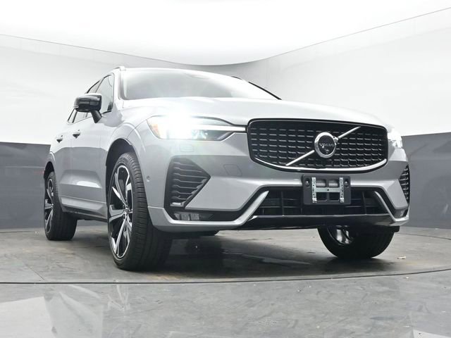 Used 2024 Volvo XC60 B5 Ultimate w/ Climate Package image 39