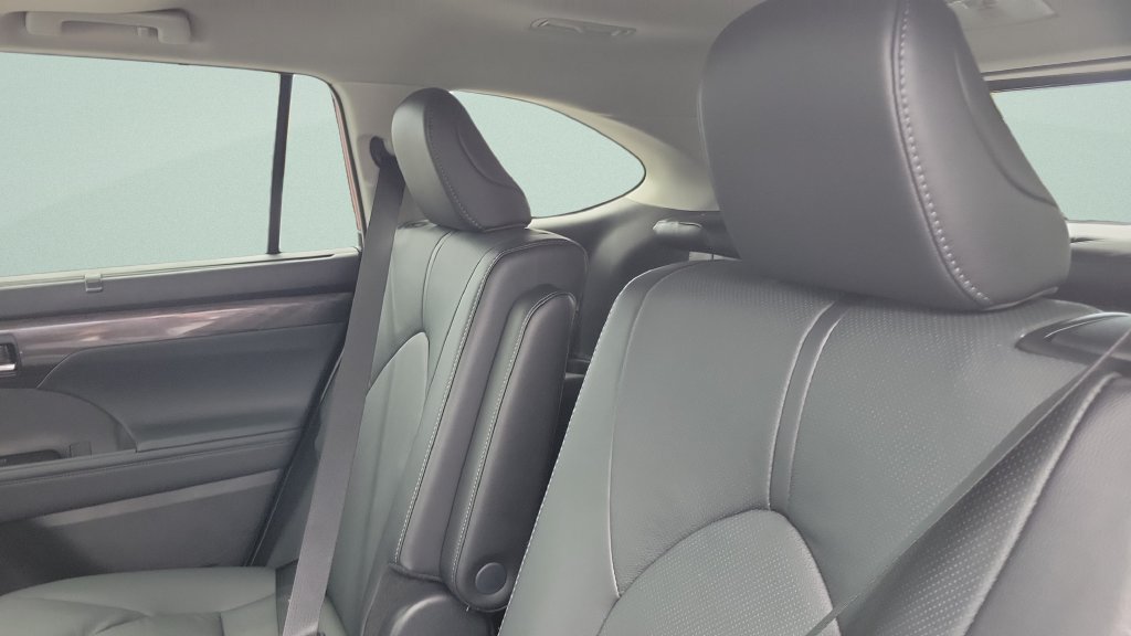 New 2026 Toyota Highlander Limited AWD/4WD image 8