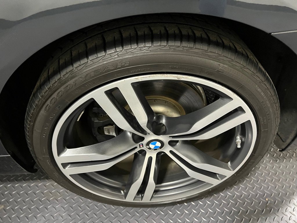Used 2016 BMW 740i image 24