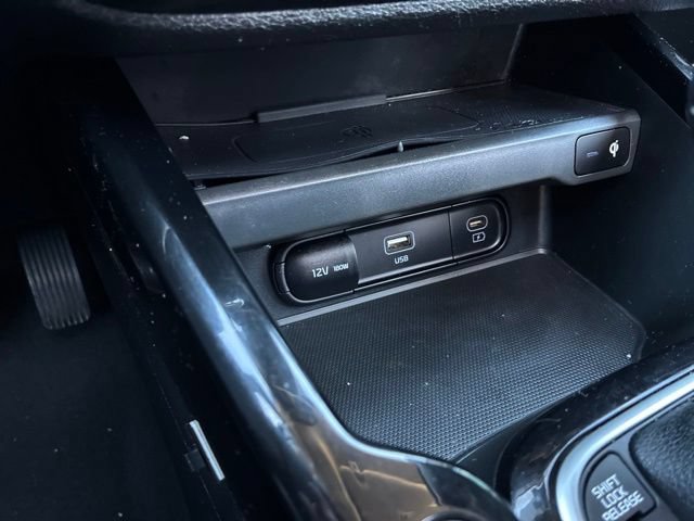 Used 2023 Kia Soul EX FWD image 32