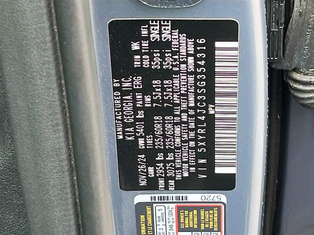 Certified 2025 Kia Sorento S w/ Panoramic Sunroof Package FWD image 14