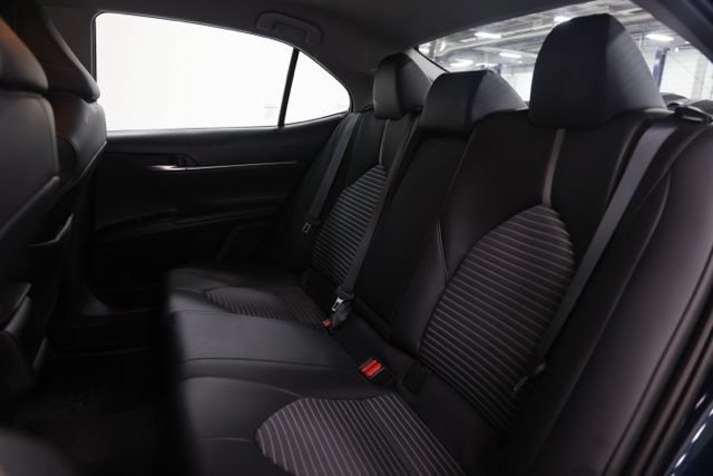 Used 2020 Toyota Camry SE FWD image 28