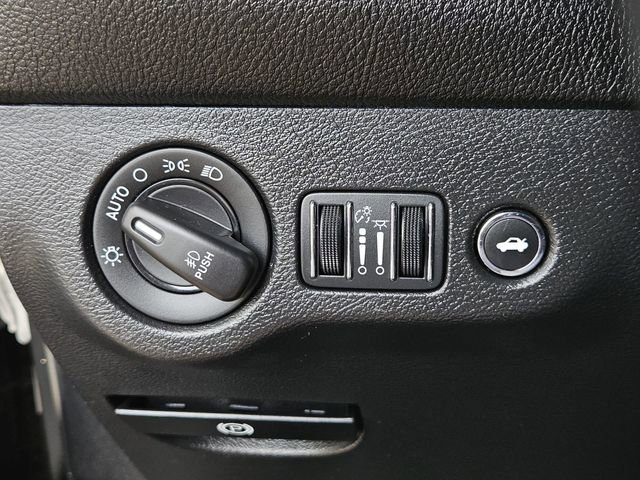 Used 2022 Dodge Challenger R/T w/ Shaker Package image 20