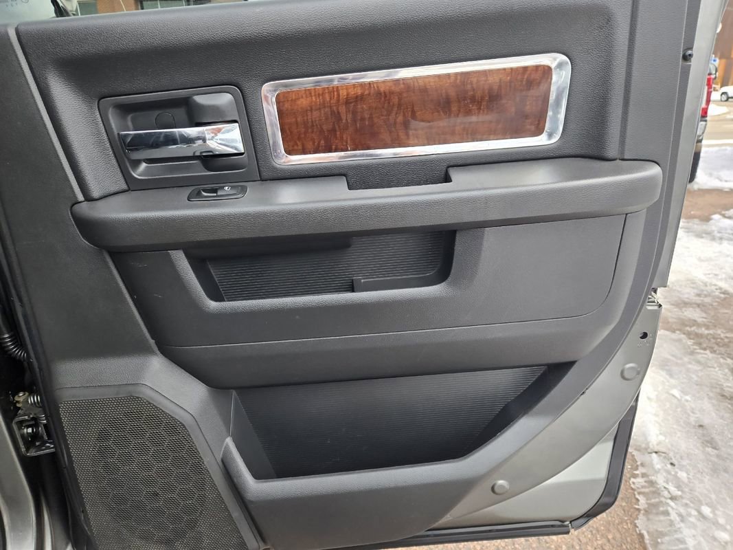 Used 2012 RAM 2500 Laramie w/ Cold Weather Group image 22