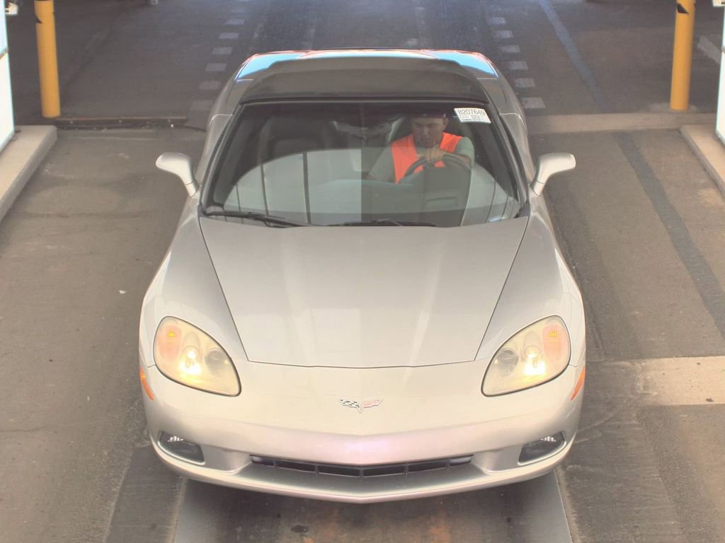 Used 2007 Chevrolet Corvette Convertible w/ Preferred Equipment Group image 2