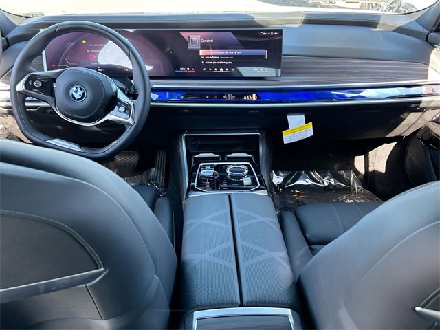 Certified 2024 BMW i7 xDrive60 image 17
