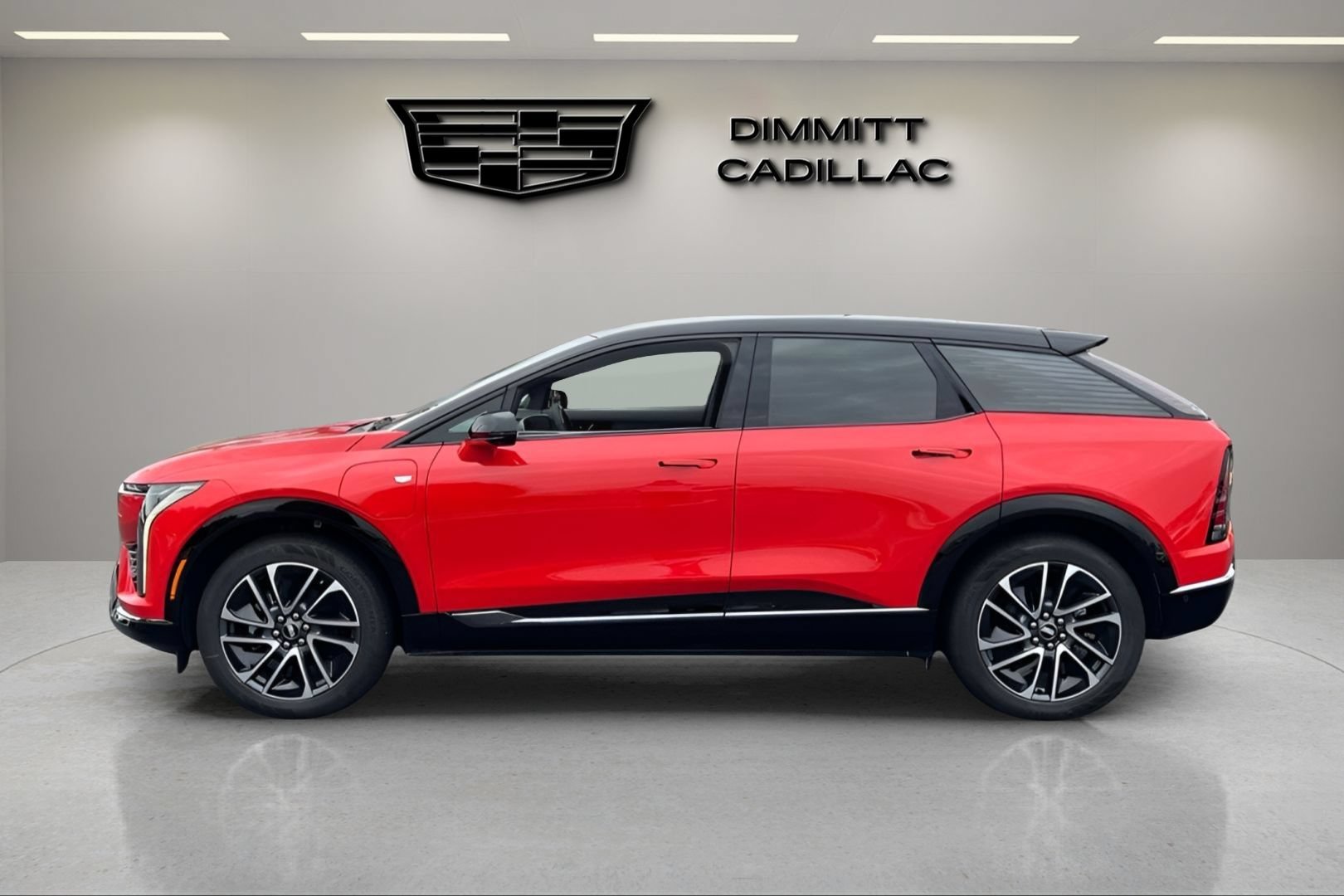 New 2026 Cadillac Optiq Sport 2 RWD image 8