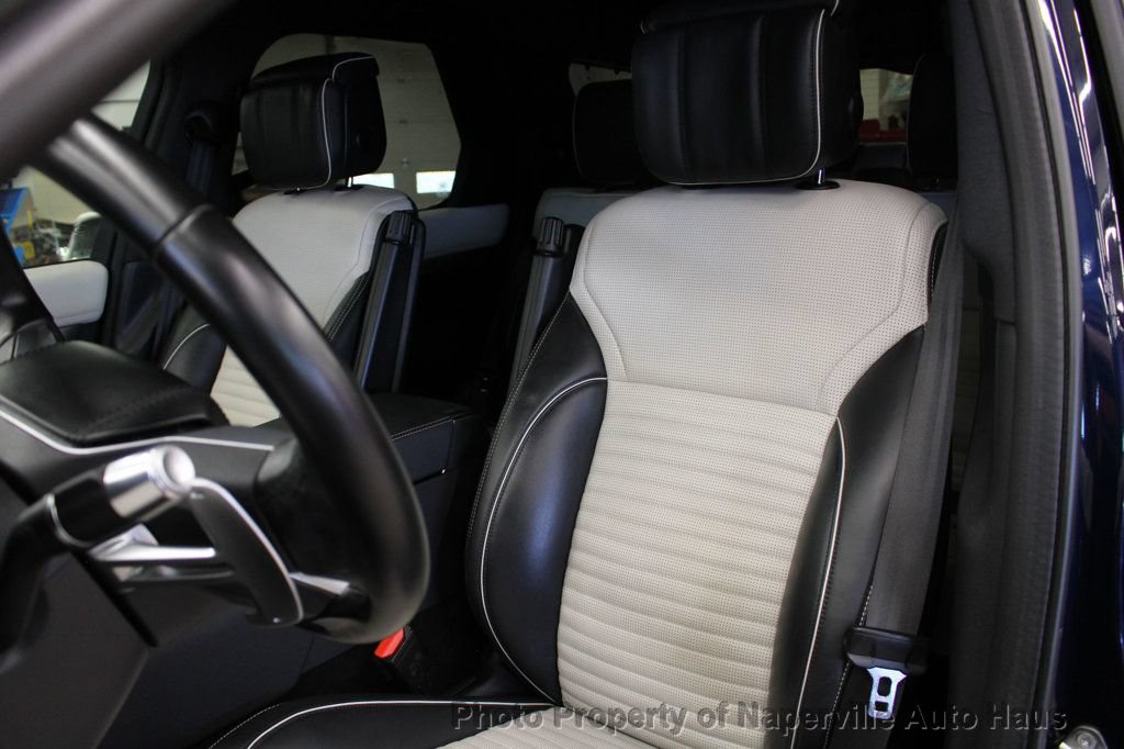 Used 2022 Land Rover Discovery HSE R-Dynamic AWD/4WD image 13