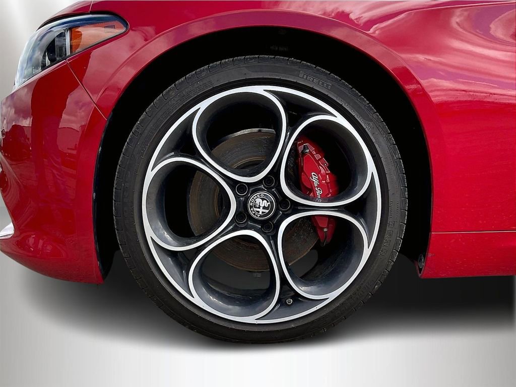 Used 2024 Alfa Romeo Giulia Ti AWD/4WD image 34
