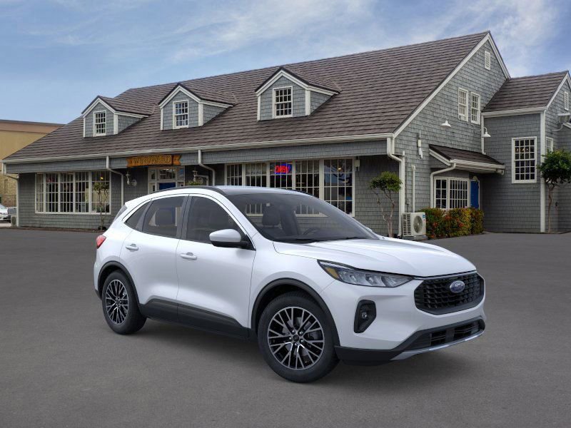 Used 2025 Ford Escape SE image 7