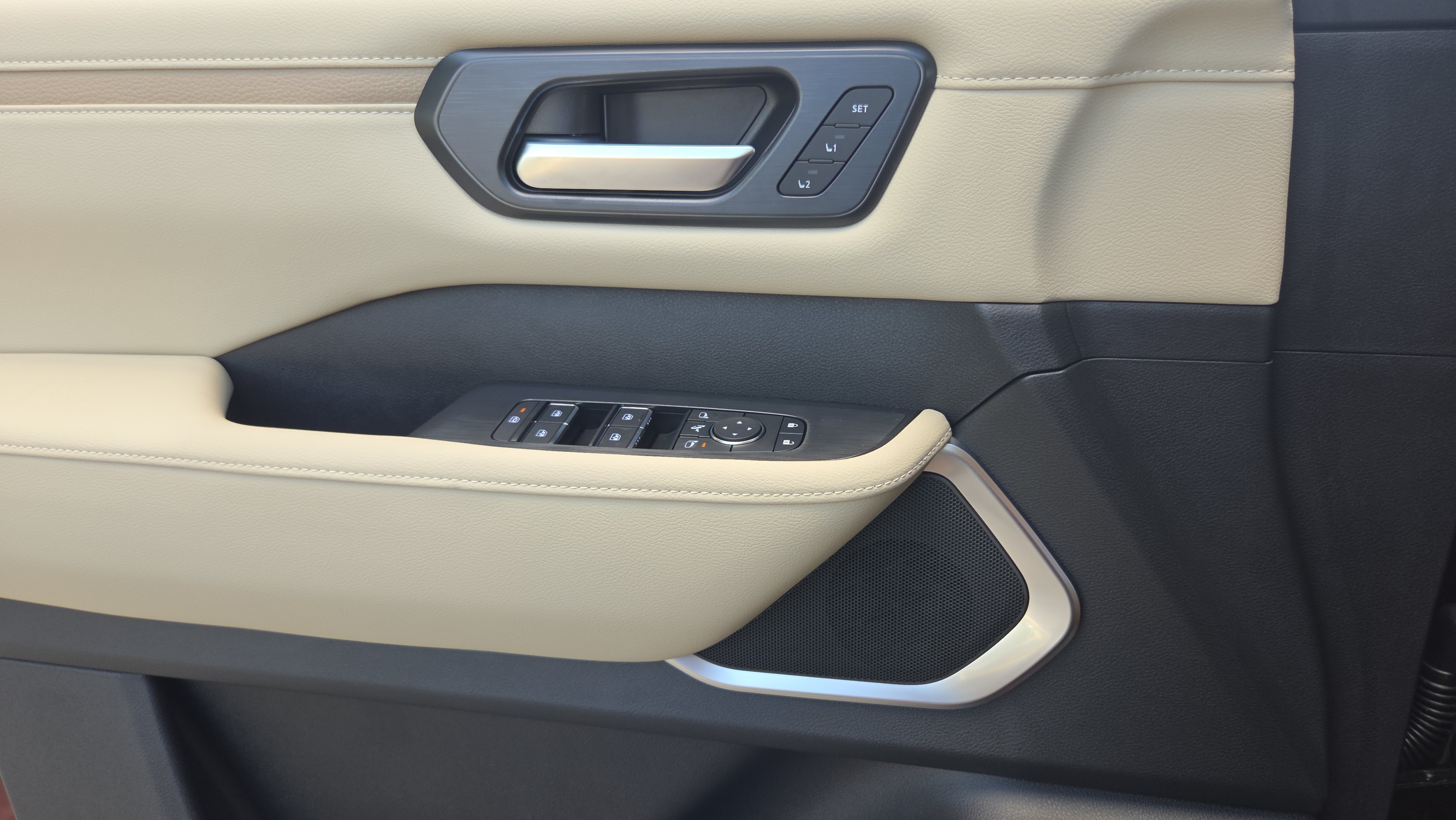 New 2026 Nissan Armada Platinum RWD image 31