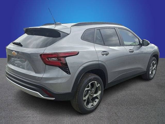 New 2025 Chevrolet Trax LT image 3