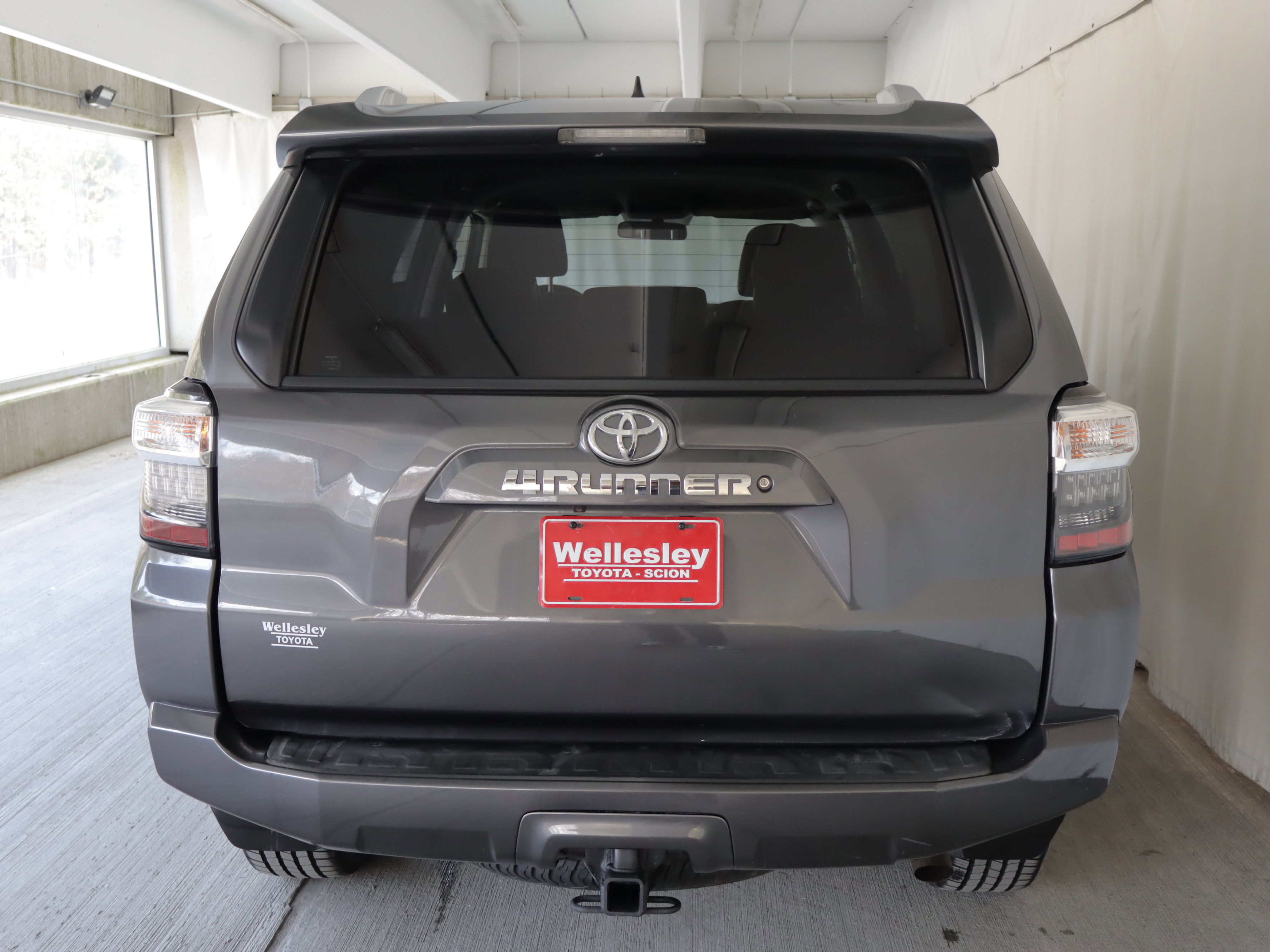 Used 2014 Toyota 4Runner SR5 image 27