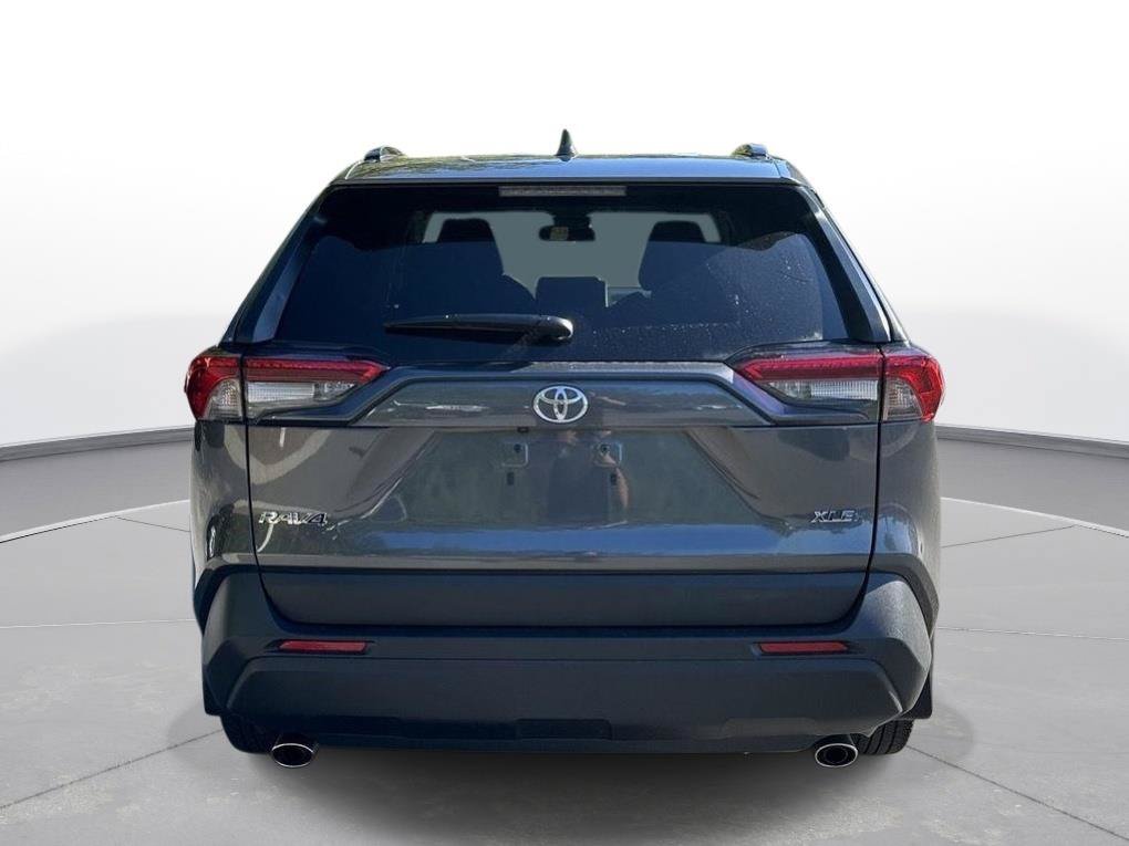 Used 2025 Toyota RAV4 XLE w/ Convenience Package FWD image 7