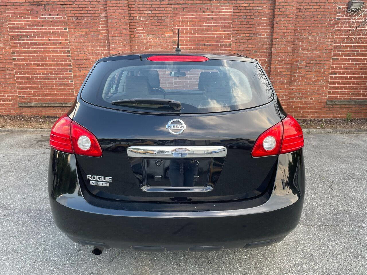 Used 2014 Nissan Rogue S image 4