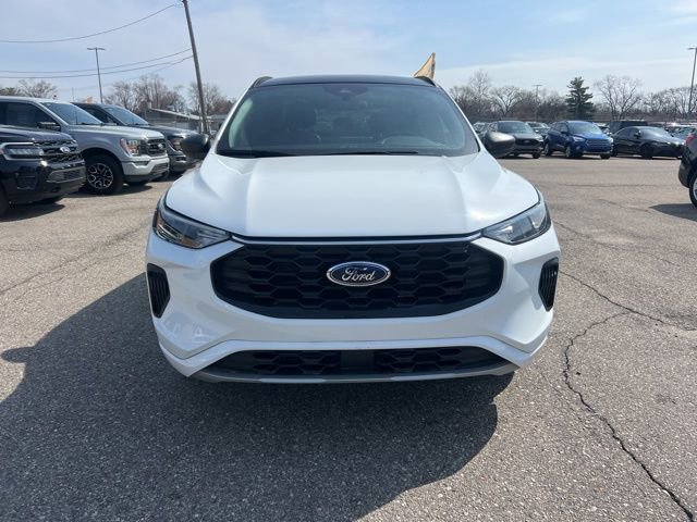 Certified 2023 Ford Escape ST-Line w/ Tech Pack #1 image 2