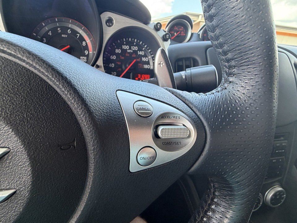 Used 2012 Nissan 370Z Coupe w/ Aerodynamics Pkg RWD image 16