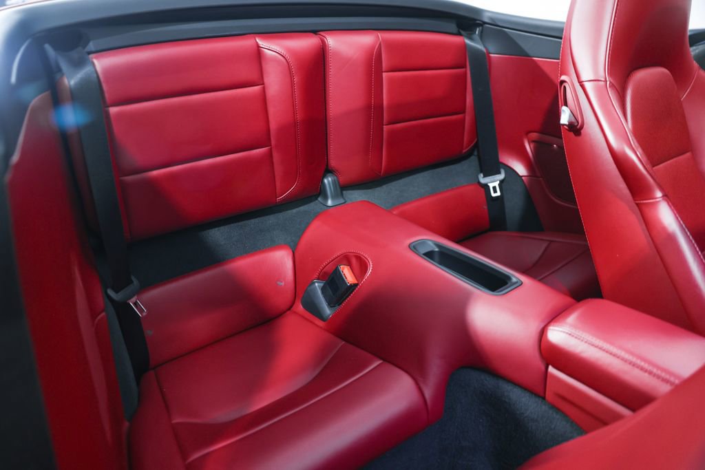 Used 2019 Porsche 911 Turbo image 32