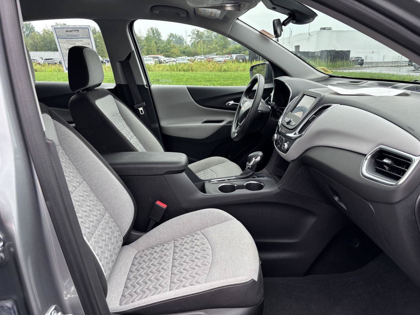 Used 2024 Chevrolet Equinox LS AWD/4WD image 33