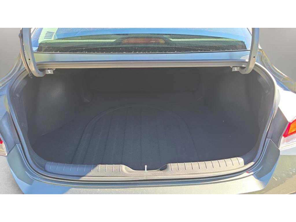 New 2026 Hyundai Elantra SE FWD image 9