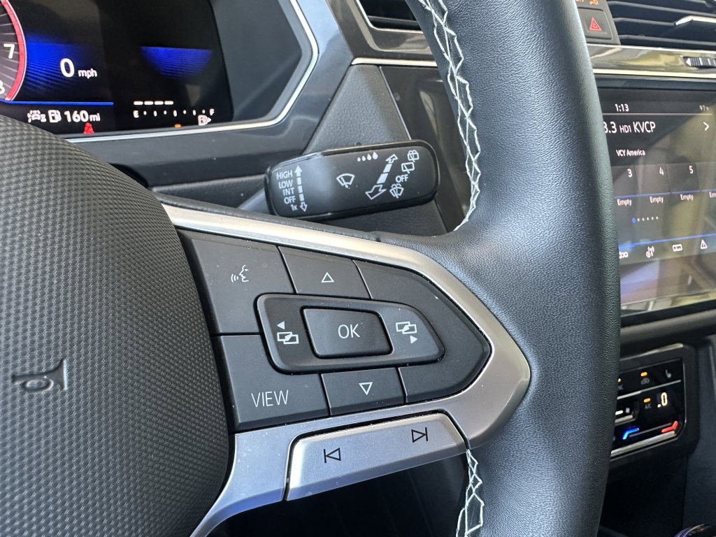 Used 2022 Volkswagen Tiguan SE w/ Panoramic Sunroof Package image 20