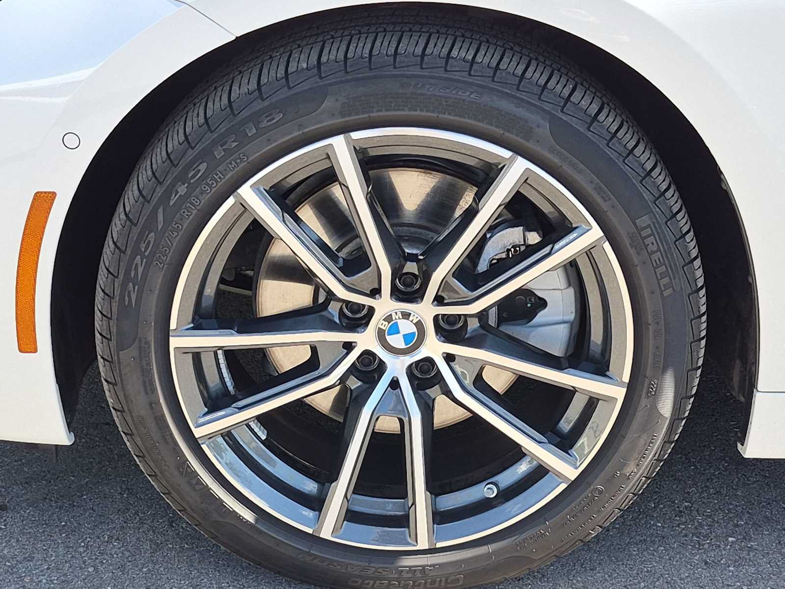Used 2025 BMW 230i xDrive Coupe w/ Premium Package AWD/4WD image 13