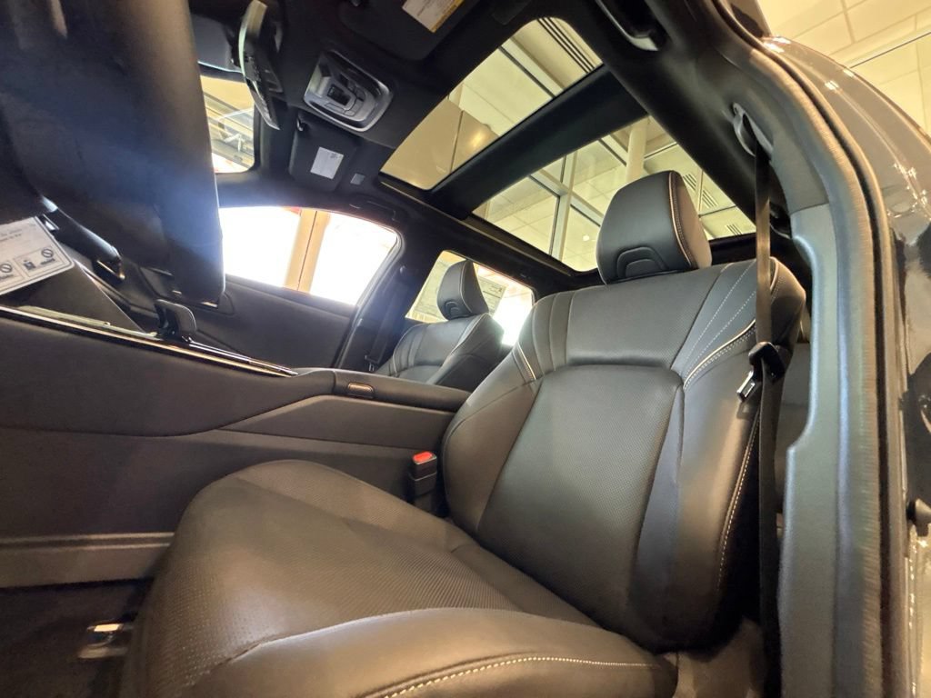 New 2026 Toyota Crown Signia w/ Advanced Technology Package AWD/4WD image 9