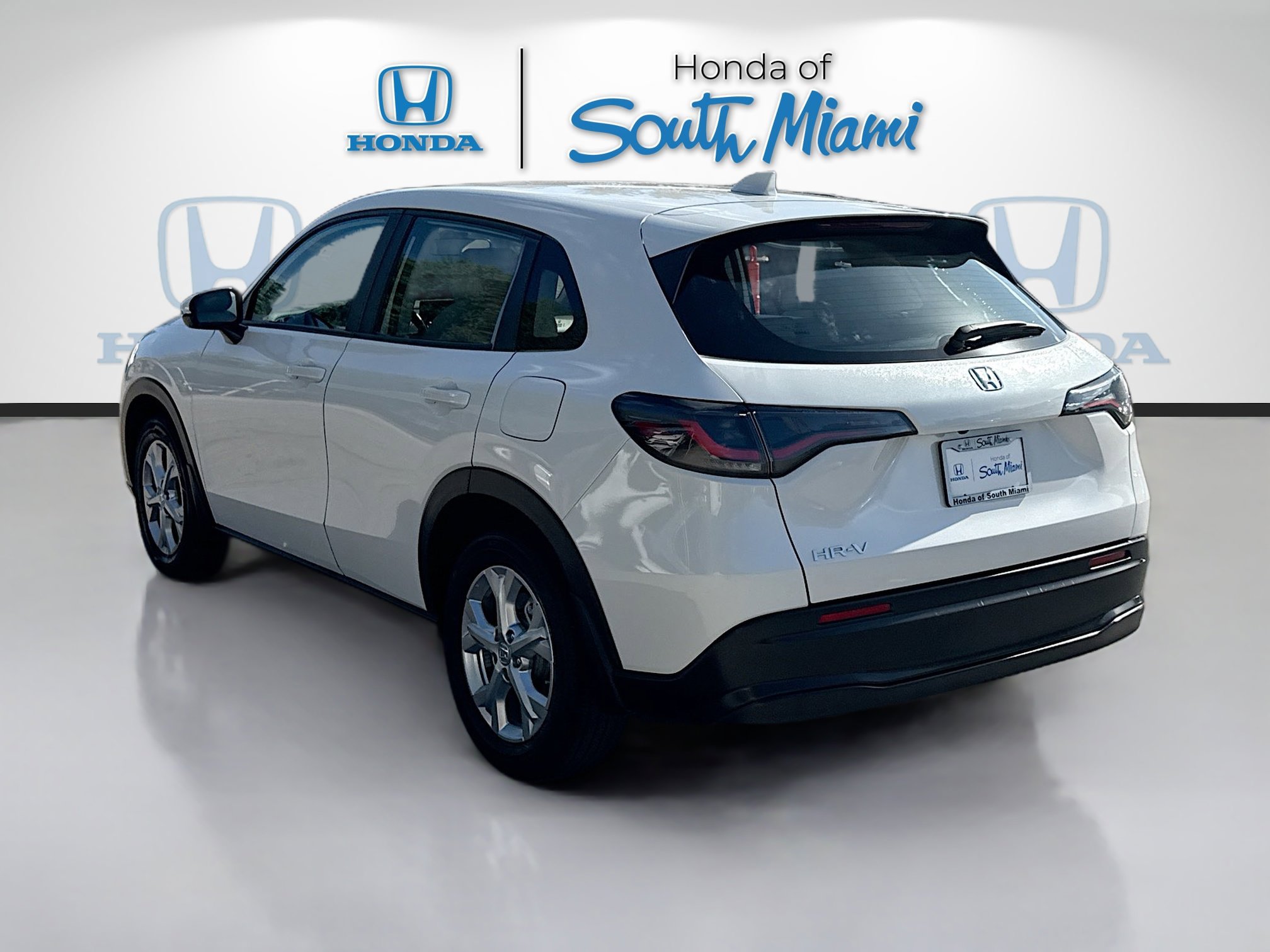 Certified 2025 Honda HR-V LX image 5