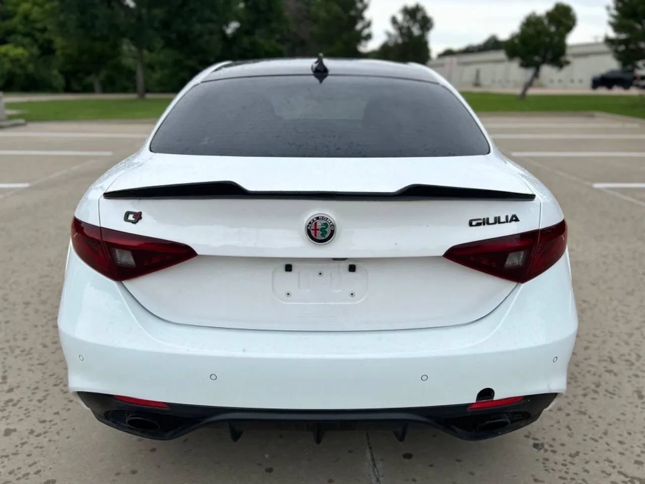 Used 2019 Alfa Romeo Giulia Ti Sport w/ Quick Order Package 22S Sport AWD/4WD image 7