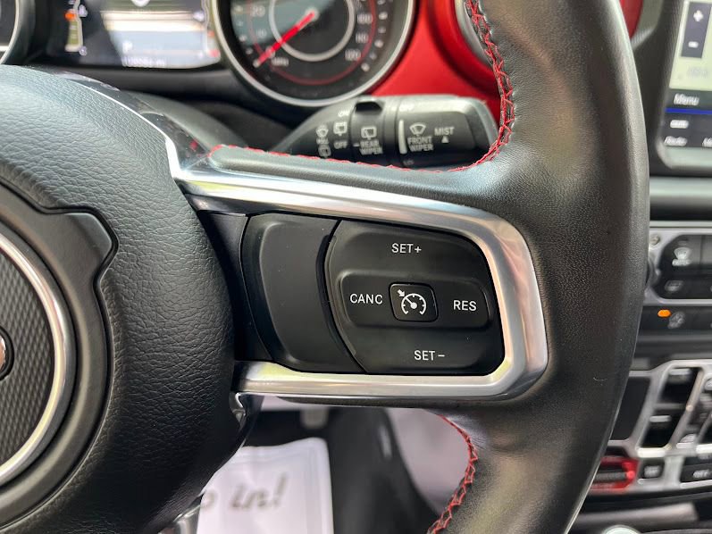 Used 2018 Jeep Wrangler Unlimited Rubicon AWD/4WD image 14