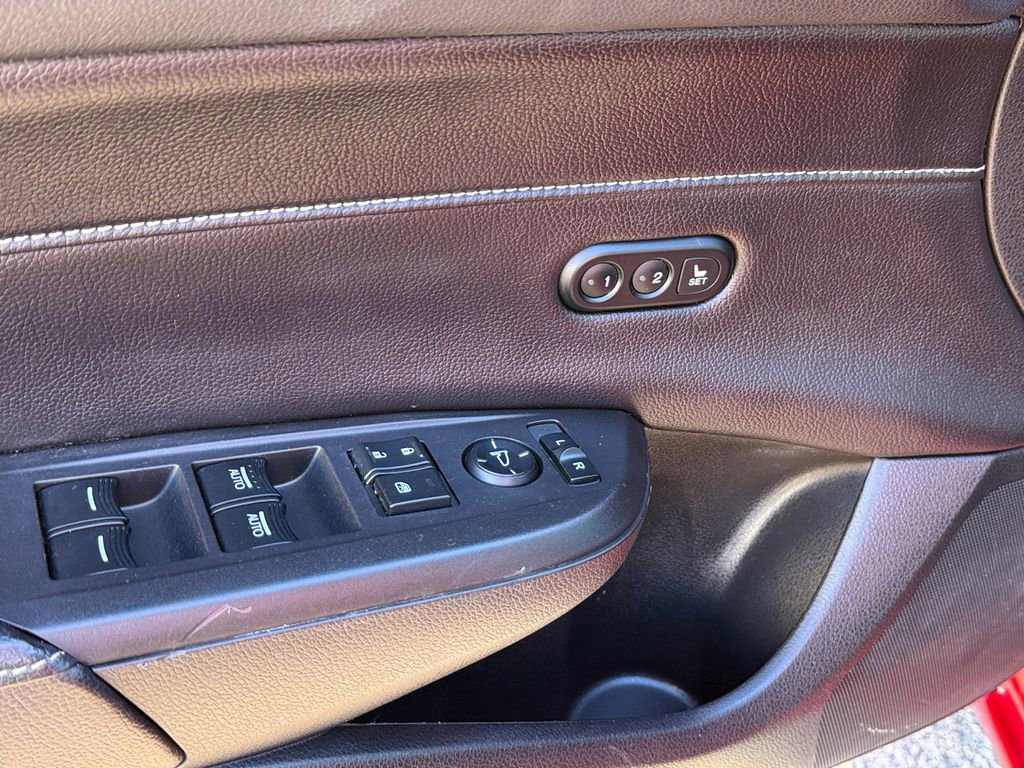 Used 2019 Acura ILX w/ Premium Package image 17