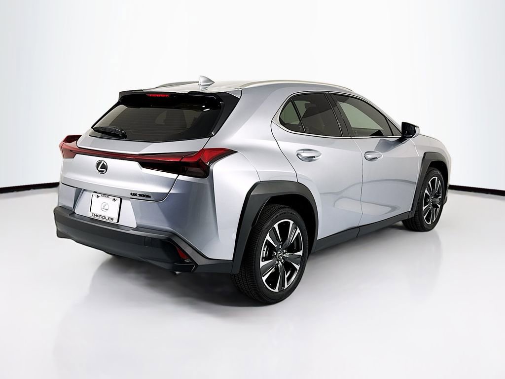 New 2026 Lexus UX 300h FWD image 5