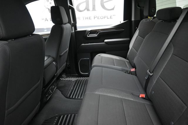 Used 2024 Chevrolet Silverado 1500 LT AWD/4WD image 22