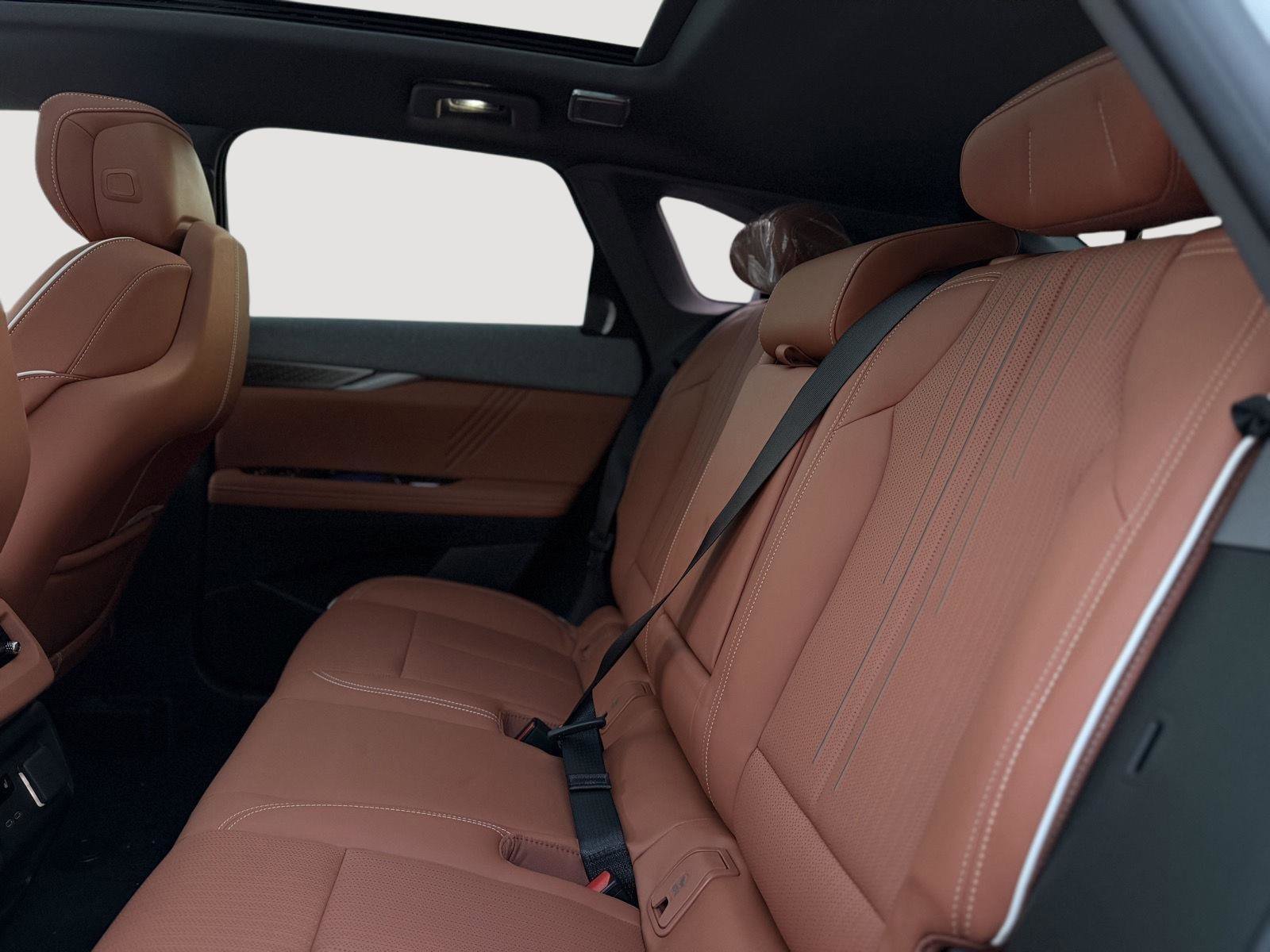 New 2025 Cadillac Optiq Sport 2 image 13