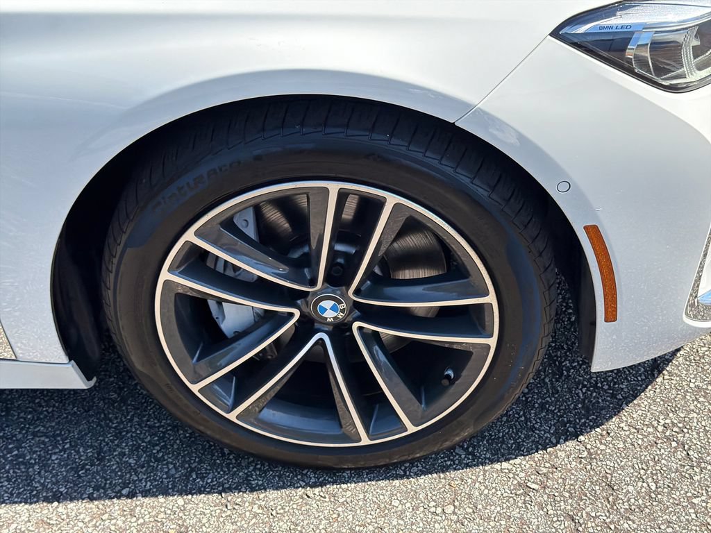 Used 2022 BMW 750i xDrive AWD/4WD image 12