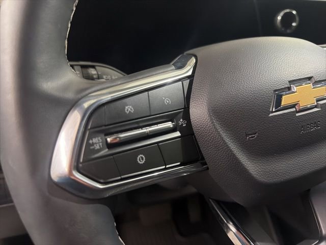 Used 2025 Chevrolet Traverse LT w/ Driver Confidence Package image 18