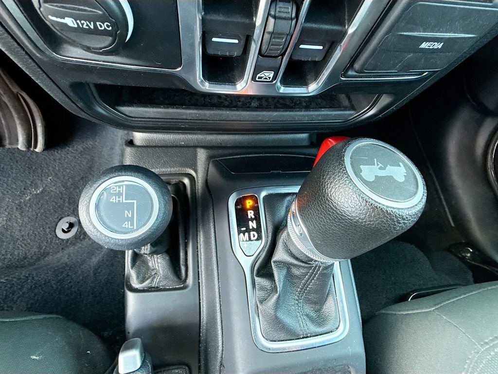 Used 2021 Jeep Wrangler Unlimited Sport image 23