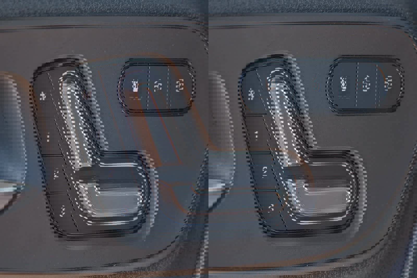 Used 2024 Mercedes-Benz Sprinter 2500 image 25