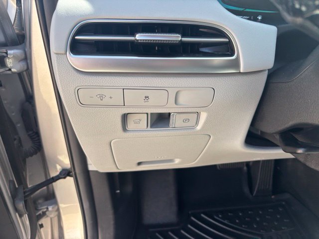 Used 2025 Hyundai Palisade SEL FWD image 19