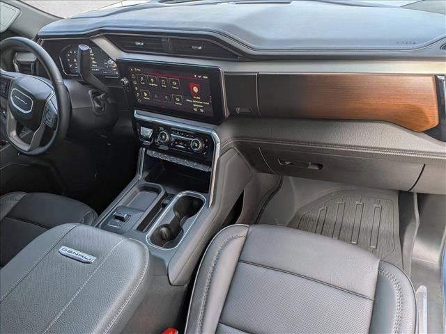 Used 2025 GMC Sierra 3500 Denali w/ Denali Reserve Package image 23