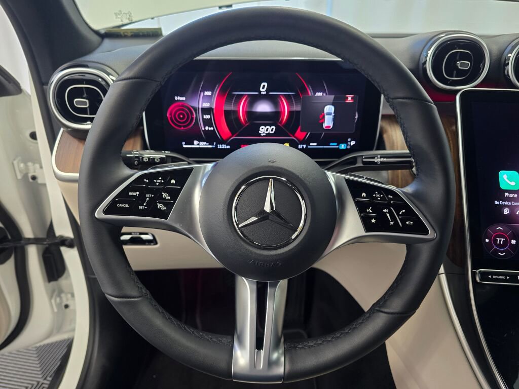 Used 2025 Mercedes-Benz GLC 300 GLC 300 image 14