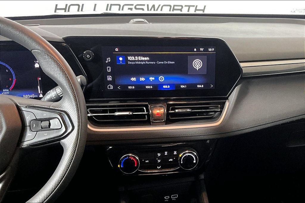 Used 2025 Chevrolet TrailBlazer LT FWD image 5