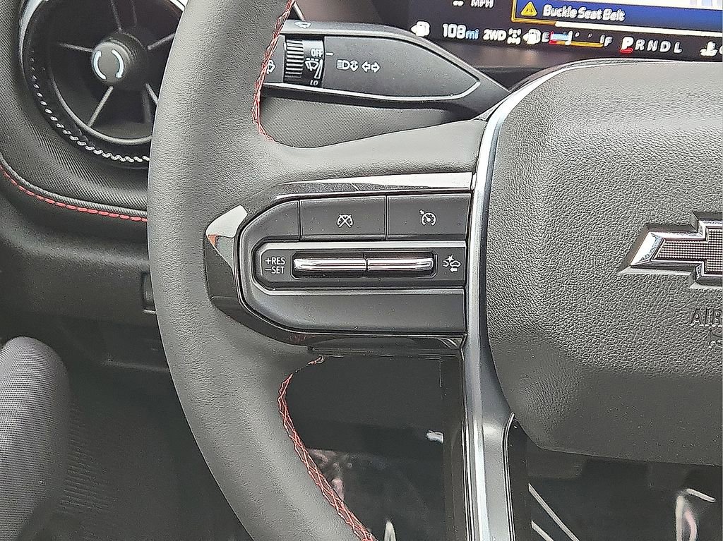 Used 2025 Chevrolet Colorado Z71 w/ Technology Package image 18