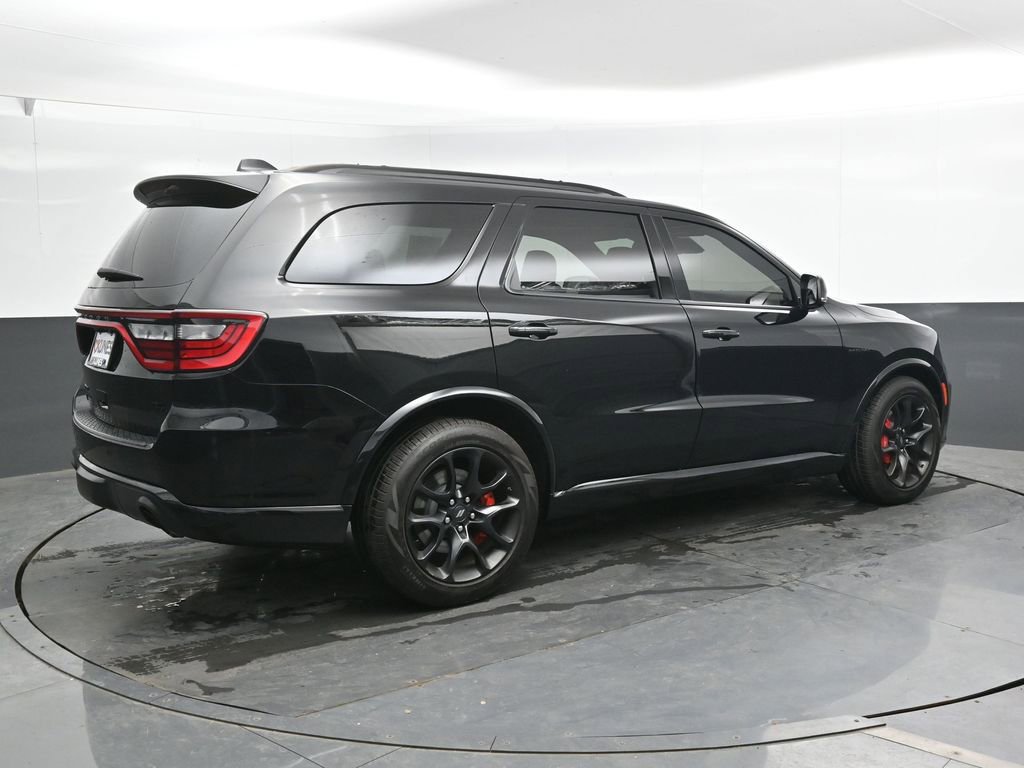 Used 2024 Dodge Durango R/T w/ Tow 'N Go Group AWD/4WD image 2