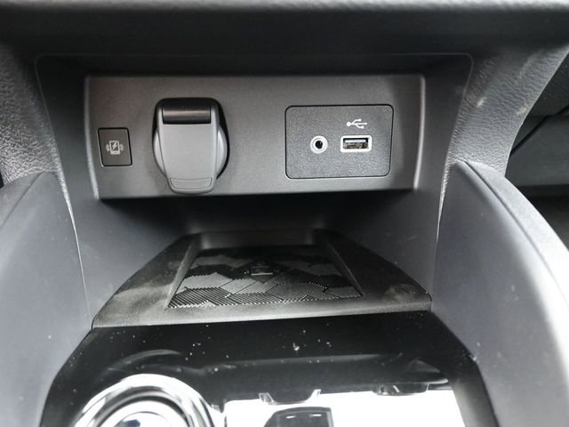 New 2025 Nissan Versa SV w/ Trunk Package image 33